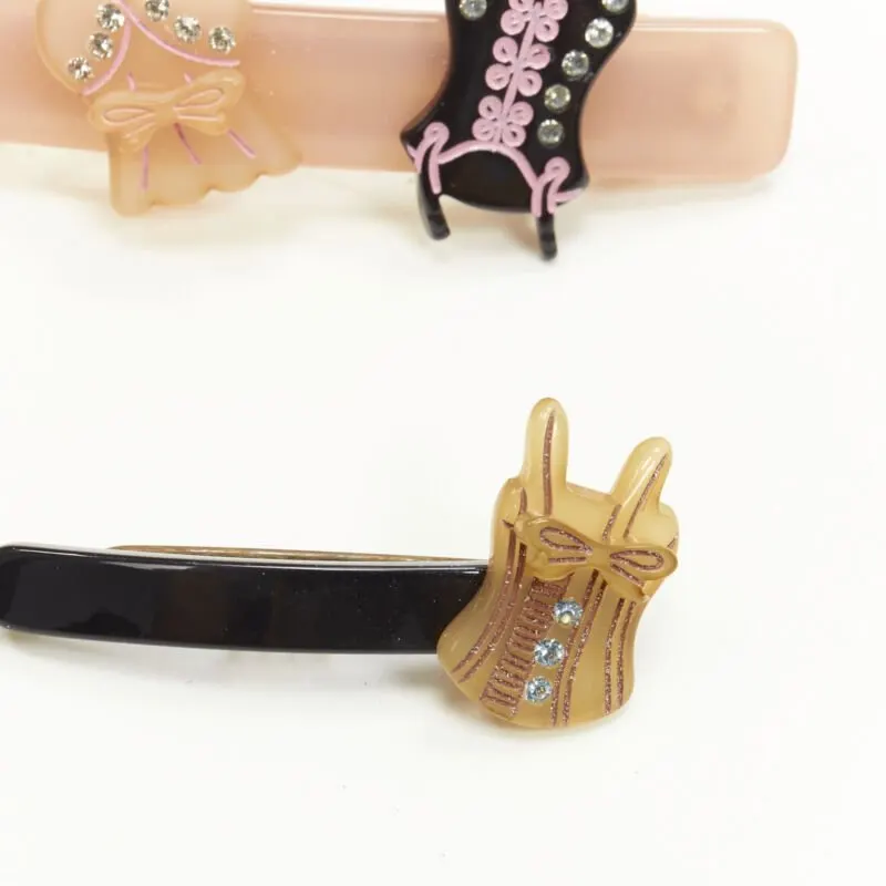 Unsigned Lingerie Hair Clips Black Plastic Very good - Inside View