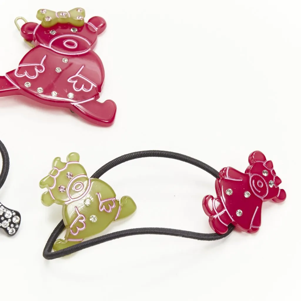 Unsigned Teddy Hair Clips Red Plastic Very good - Inside View
