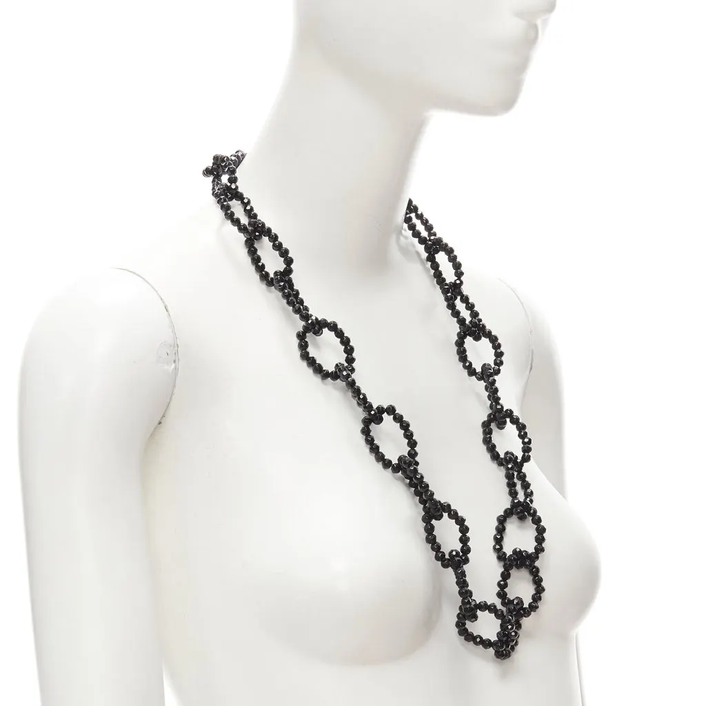 Unsigned Loop Chain Necklace Black Plastic Never worn - Front View