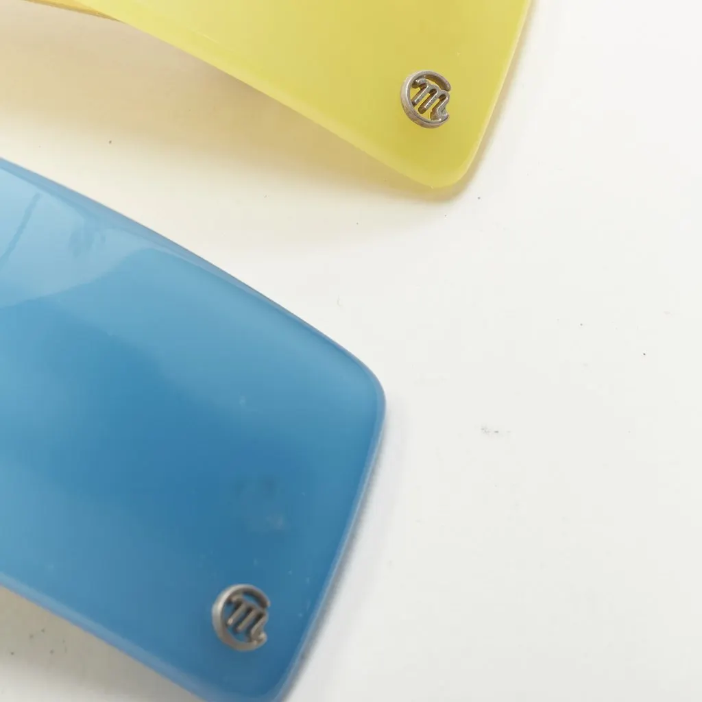 Unsigned Color Block Clips Yellow Plastic Very good - Back View