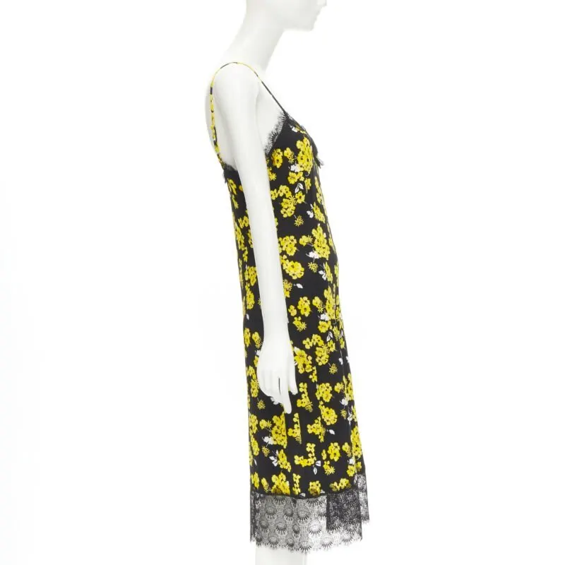 Michael Kors Lace Summer Dress Yellow Viscose Very good - Model View