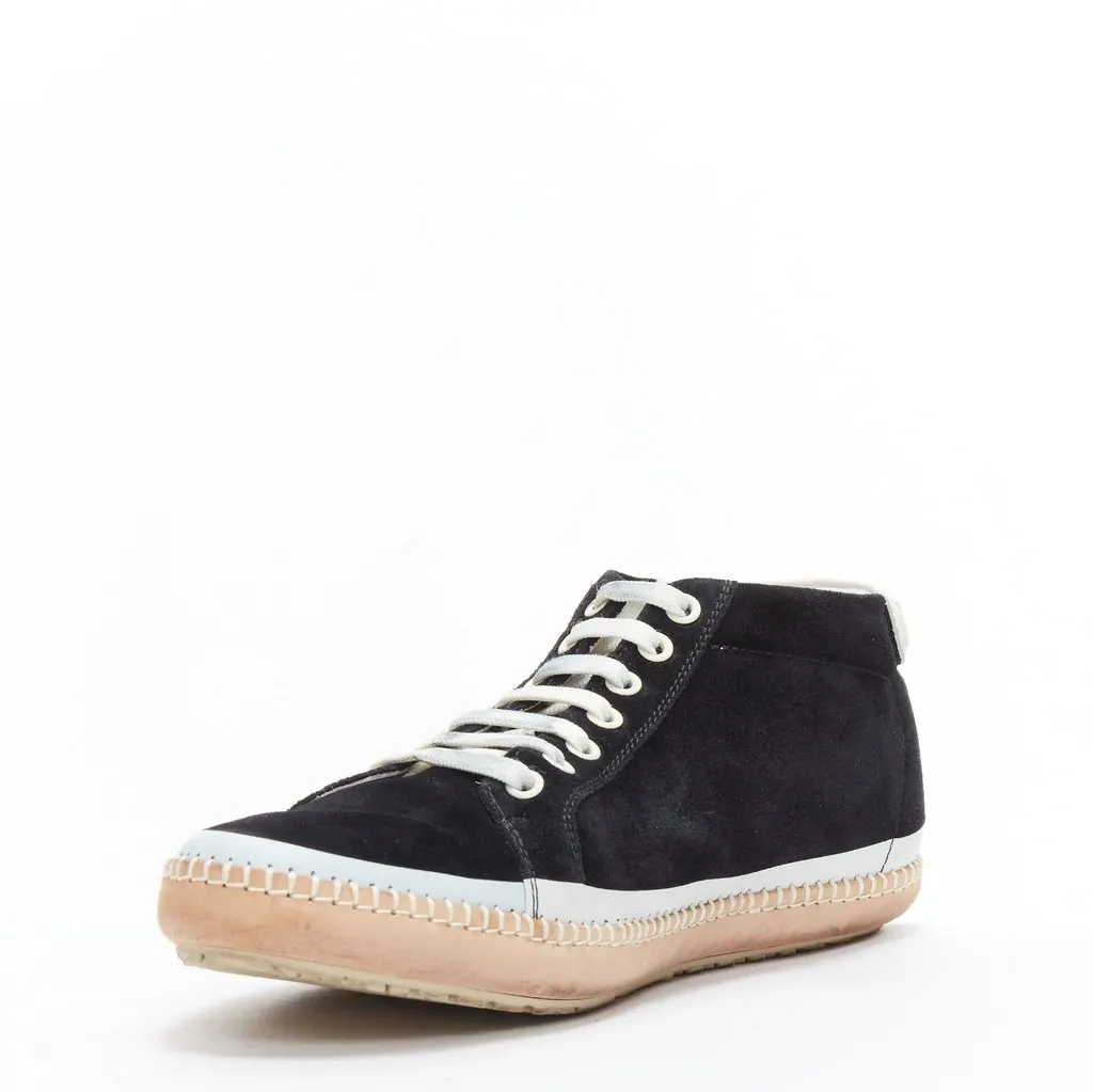 Bottega Veneta Spritz Black Suede Fair - Model View