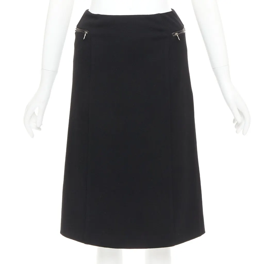 Prada Black Wool Skirt Black Wool Very good - Front View
