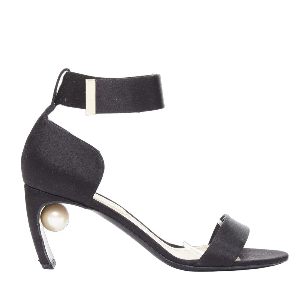 Nicholas Kirkwood Lola Black Silk Fair - Front View