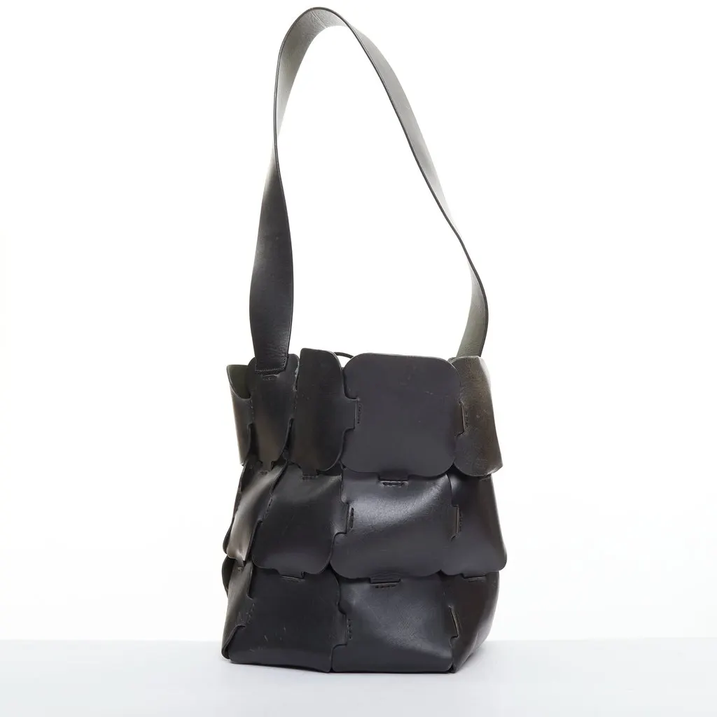 Paco Rabanne Bucket Black Leather Fair - Box View