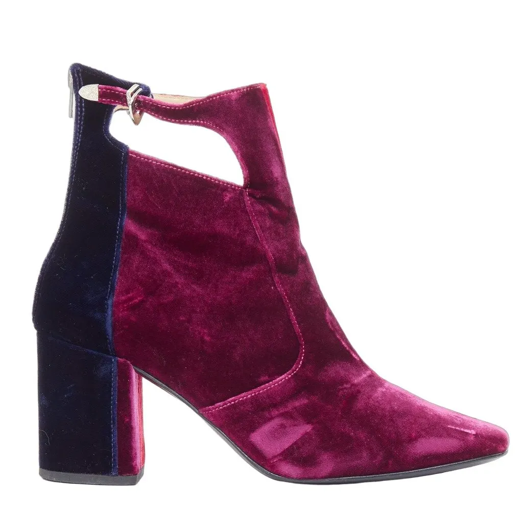 Toga Archives Red Velvet Boots Red Velvet Fair - Front View