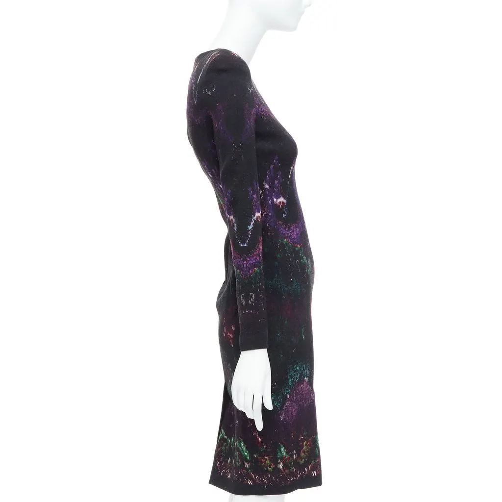 Alexander McQueen Feather Print Dress Black Wool Never worn - Model View