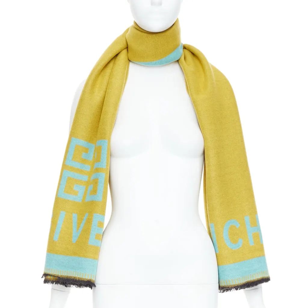 Givenchy Logo Fringe Scarf Green Wool Very good - Front View