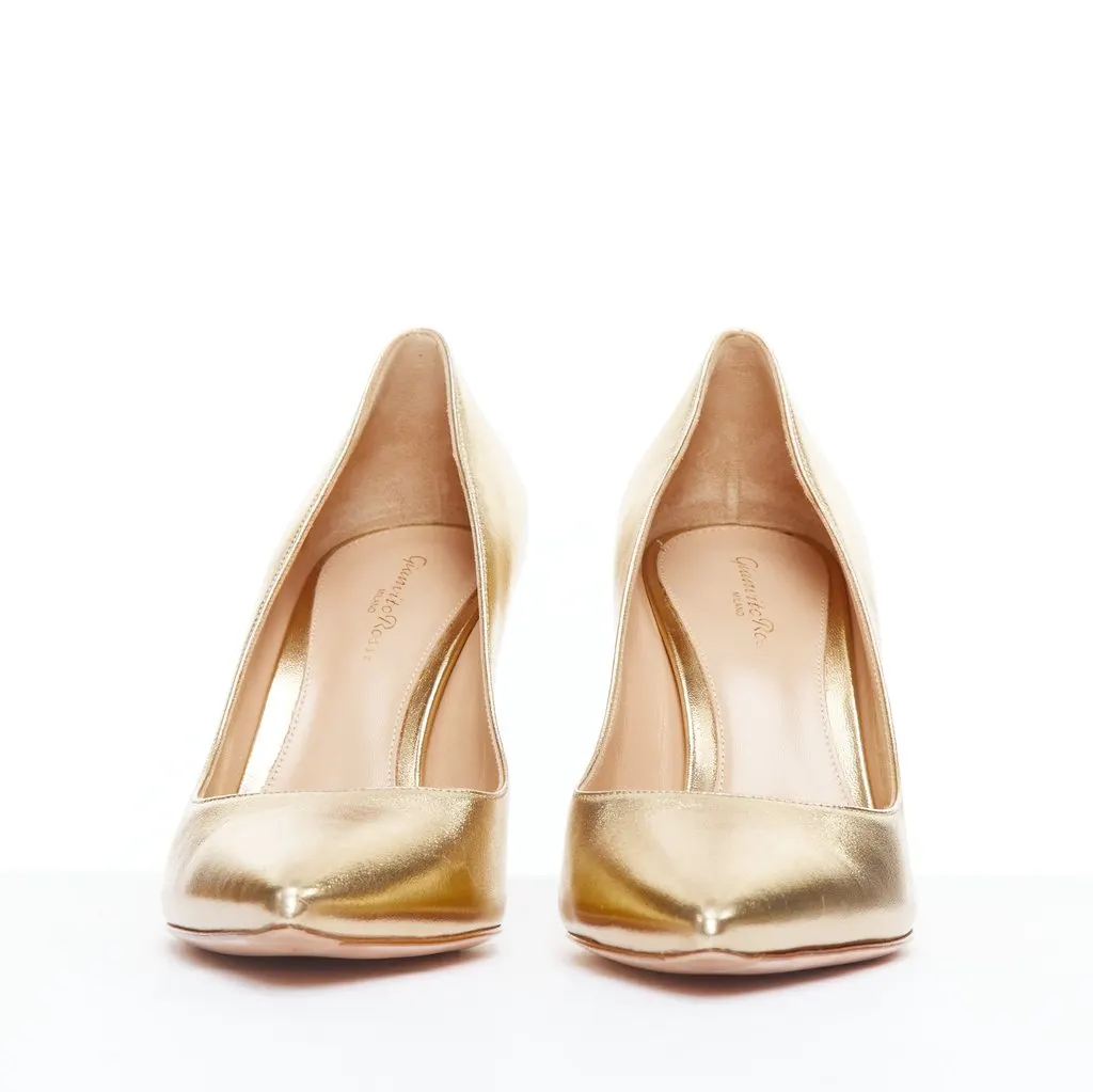 Gianvito Rossi Gold Pointy Pumps Gold Leather Good - Inside View