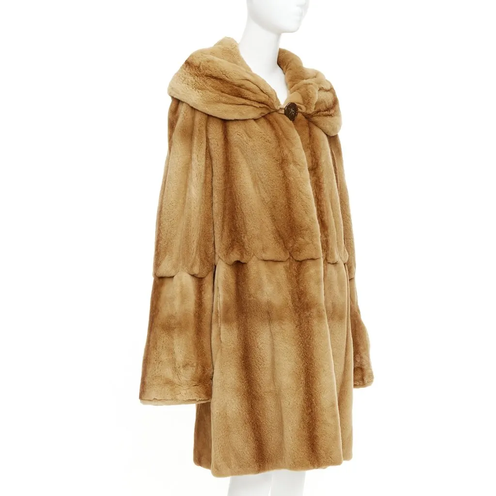 Unsigned Brown Fur Coat Brown Fur Very good - Model View