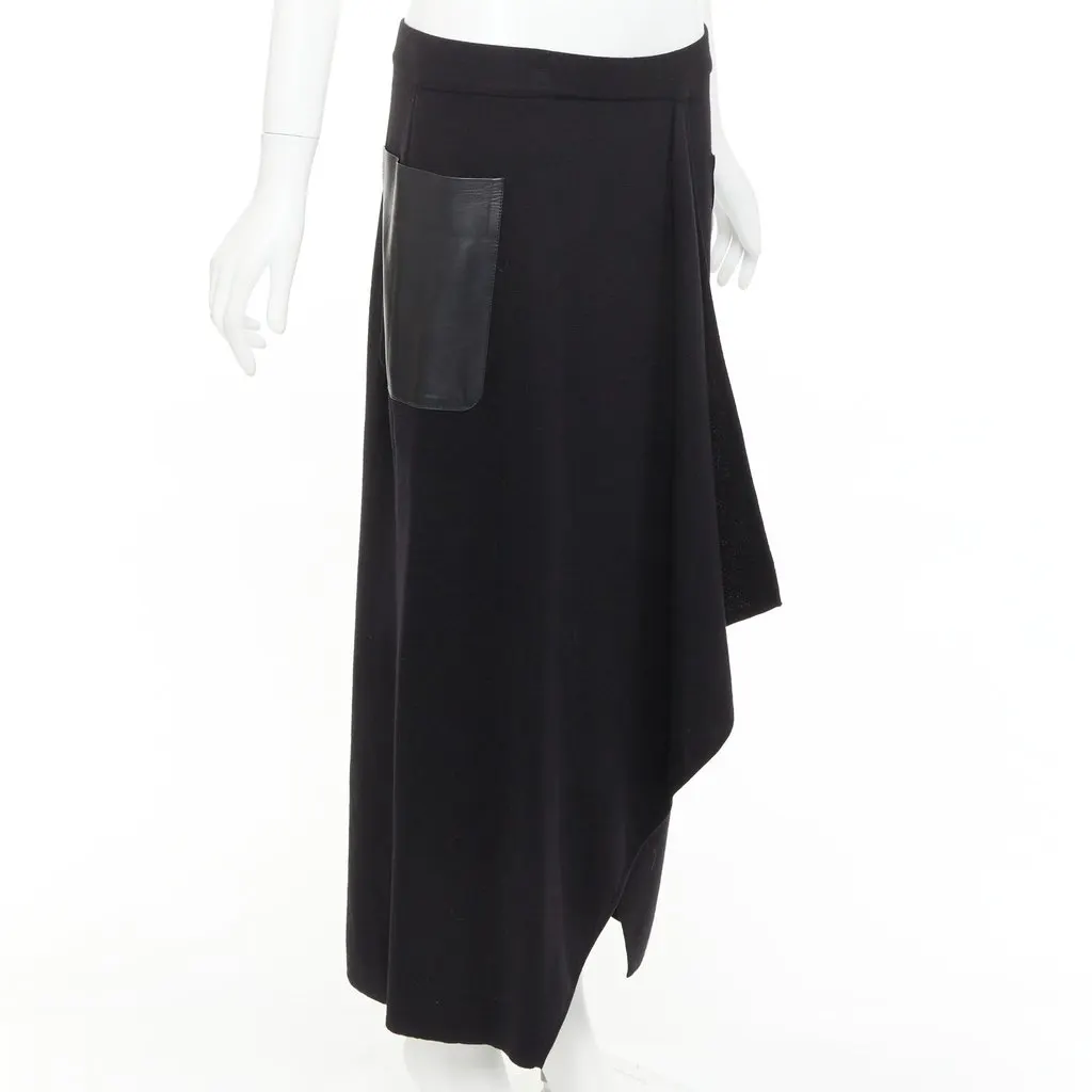 Max Mara Black Skirt Black Leather Good - Front View