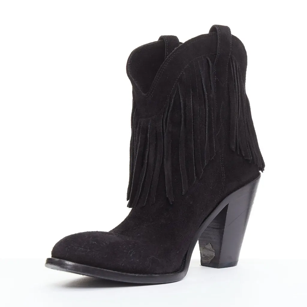 Saint Laurent Curtis 80 Black Suede Good - Model View