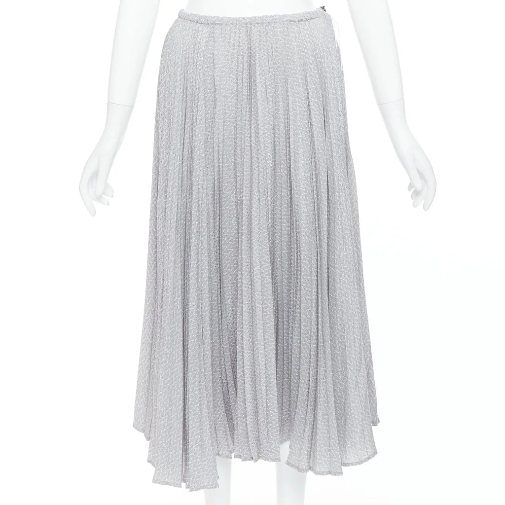 Fendi Grey Silk Skirt Grey Silk Very good - Front View