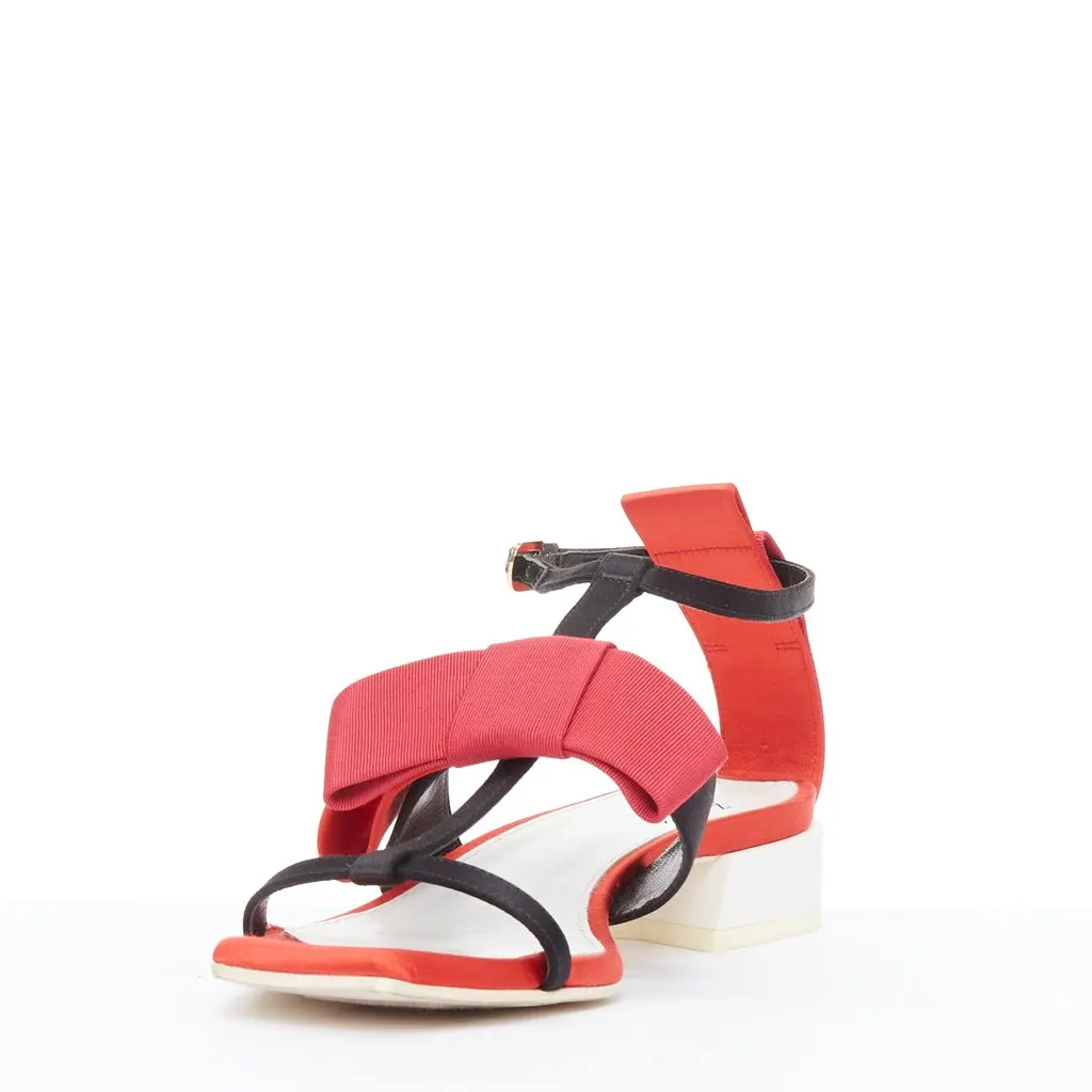Lanvin Bow-embellished Red Silk Good - Model View