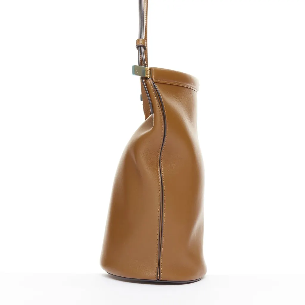Celine Clasp Bucket Brown Leather Very good - Model View