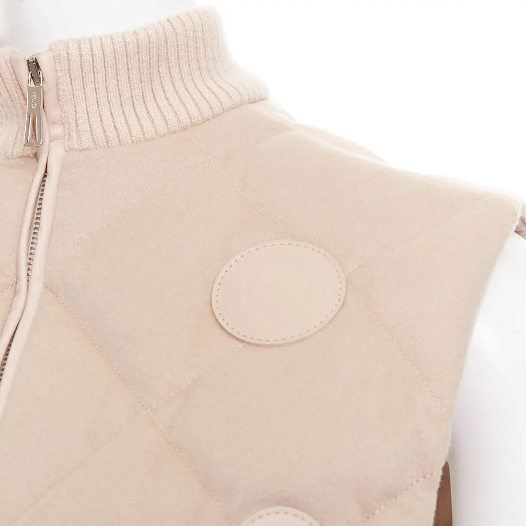 Hermès Khaki Cashmere Jacket Khaki Cashmere Never worn, with tag - Back View