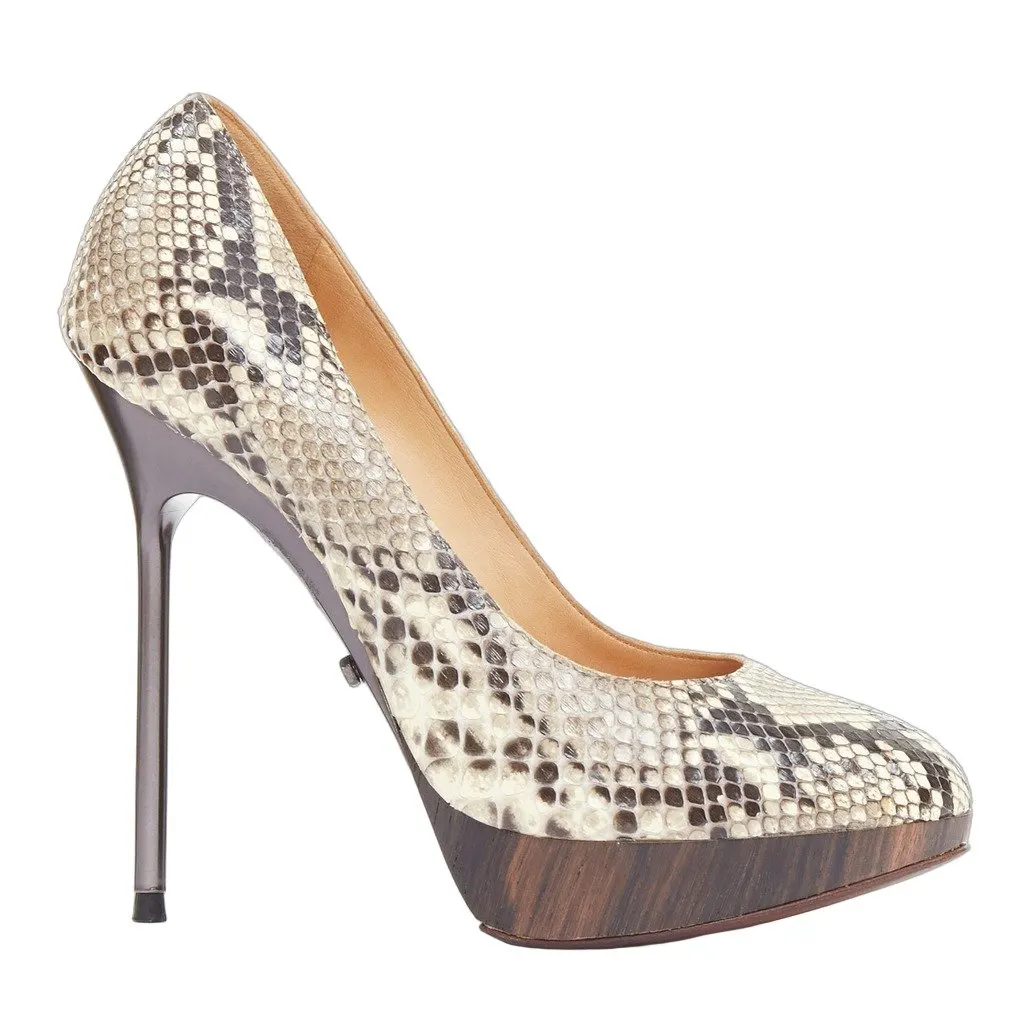 Lanvin Beige Leather Heels Beige Leather Very good - Front View