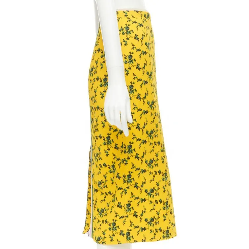 N°21 Leaf Print Skirt Yellow Viscose Never worn - Model View