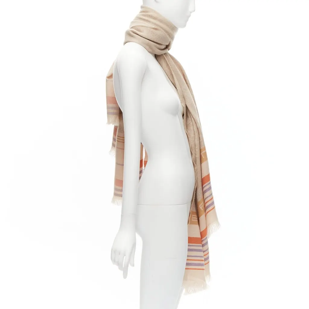Etro Logo Fringe Scarf Beige Wool Very good - Model View