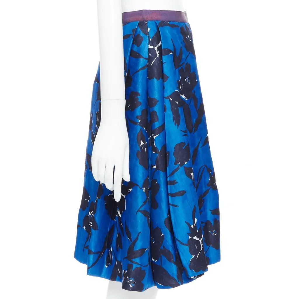 Oscar de la Renta Floral Full Skirt Black Cotton Fair - Model View