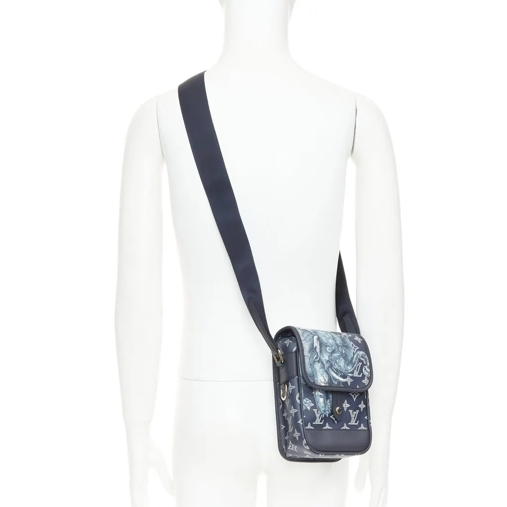 Louis Vuitton Savane Elephant Navy Very good - Back View