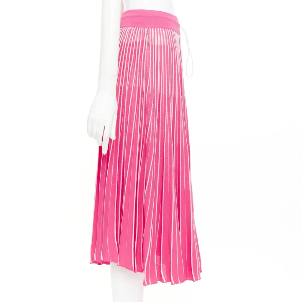 Valentino Pink Viscose Skirt Pink Viscose Very good - Model View