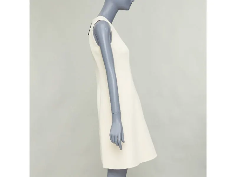 Marni Ecru Wool Dress Ecru Wool Very good - Model View