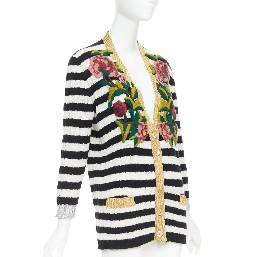 Gucci Black Cashmere Knitwear Black Cashmere Very good - Model View
