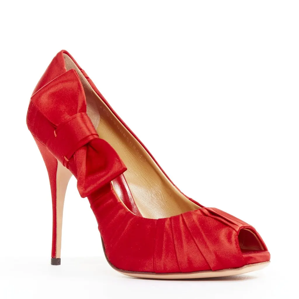 Valentino Red Silk Heels Red Silk Very good - Back View