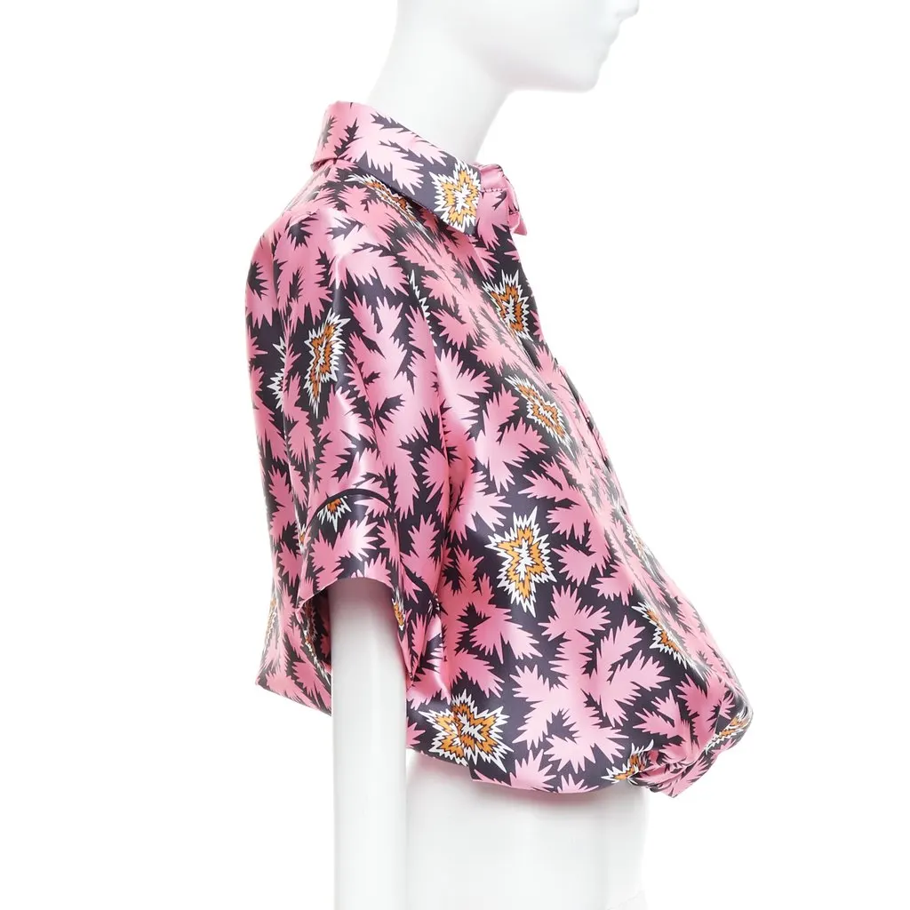 VICTORIA, VICTORIA BECKHAM Silk Graphic Overshirt Pink Polyester Never worn - Model View