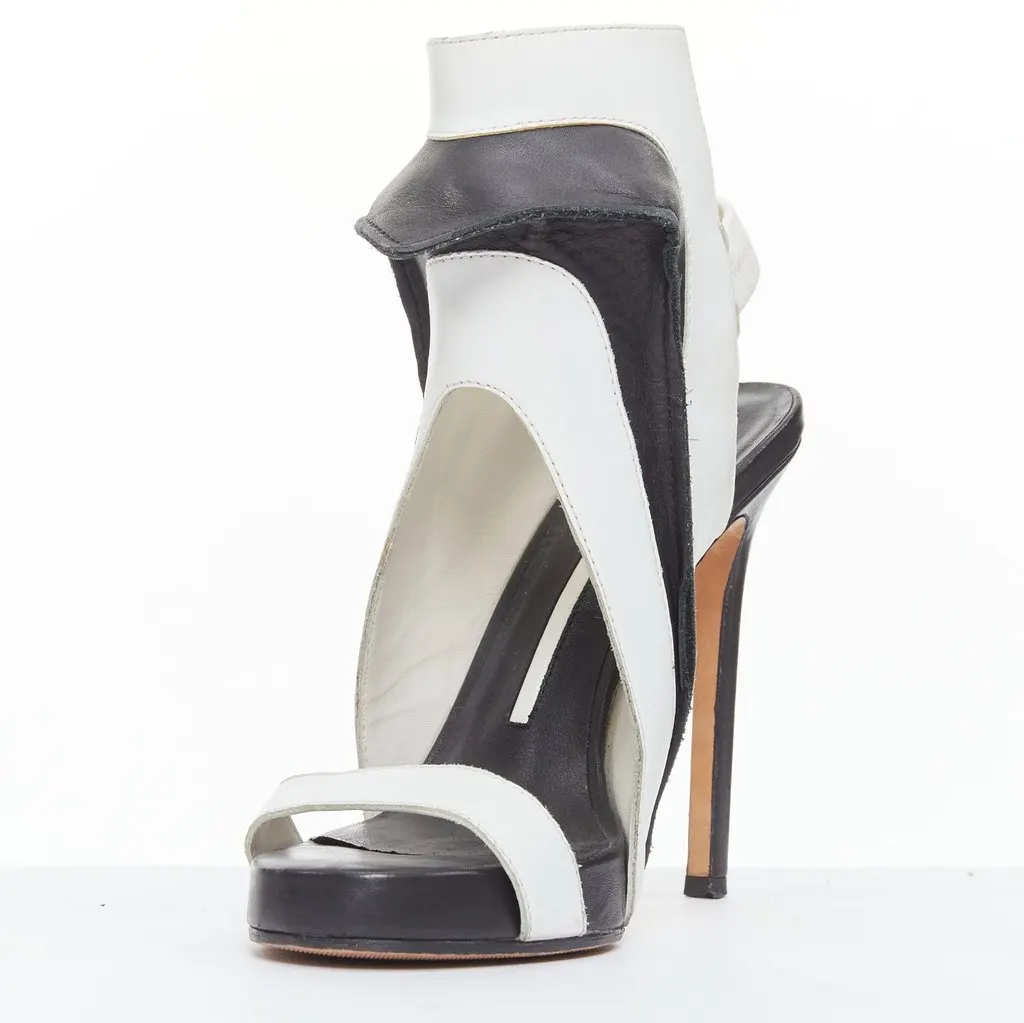 Camilla Skovgaard Ridged Cutout Sandals Black Leather Very good - Model View