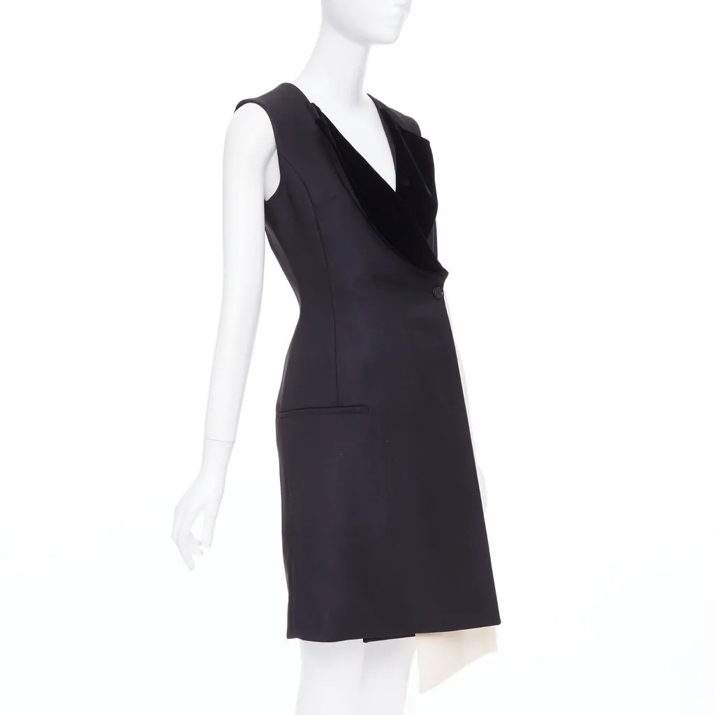 Dior Black Wool Dress Black Wool Very good - Model View