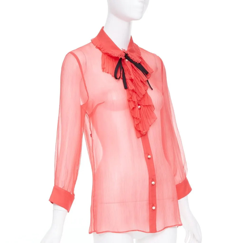 Gucci Red Silk Top Red Silk Very good - Inside View
