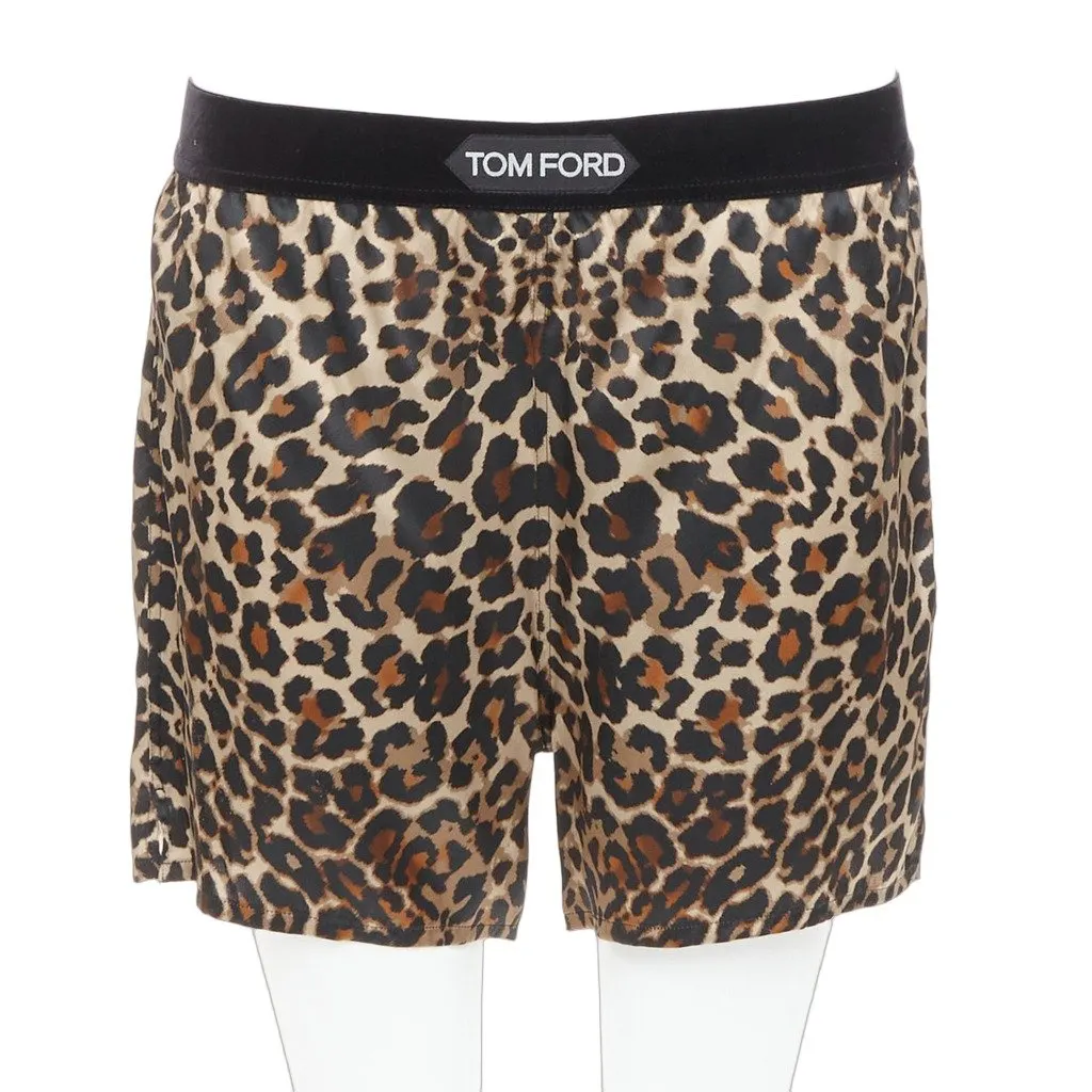 Tom Ford Brown Silk Shorts Brown Silk Very good - Front View