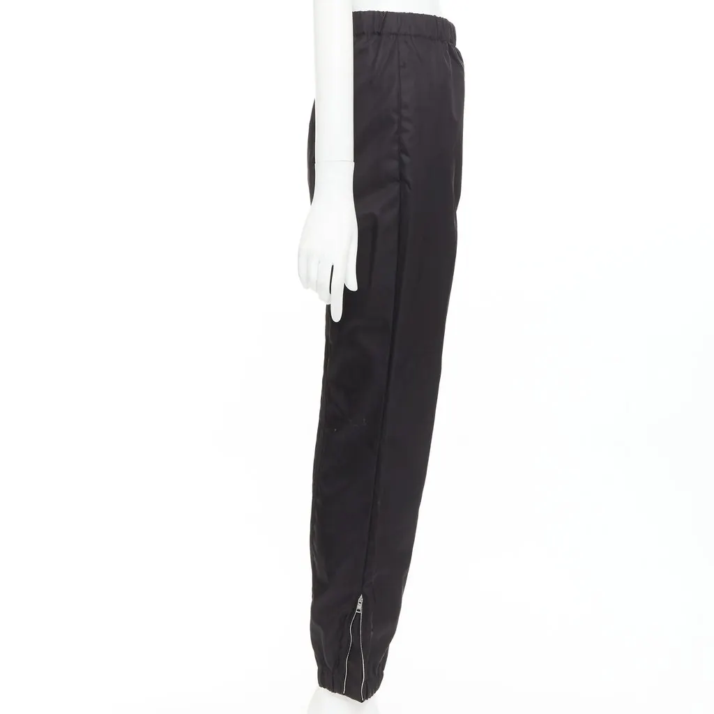 Prada Black Trouser Black Very good - Model View