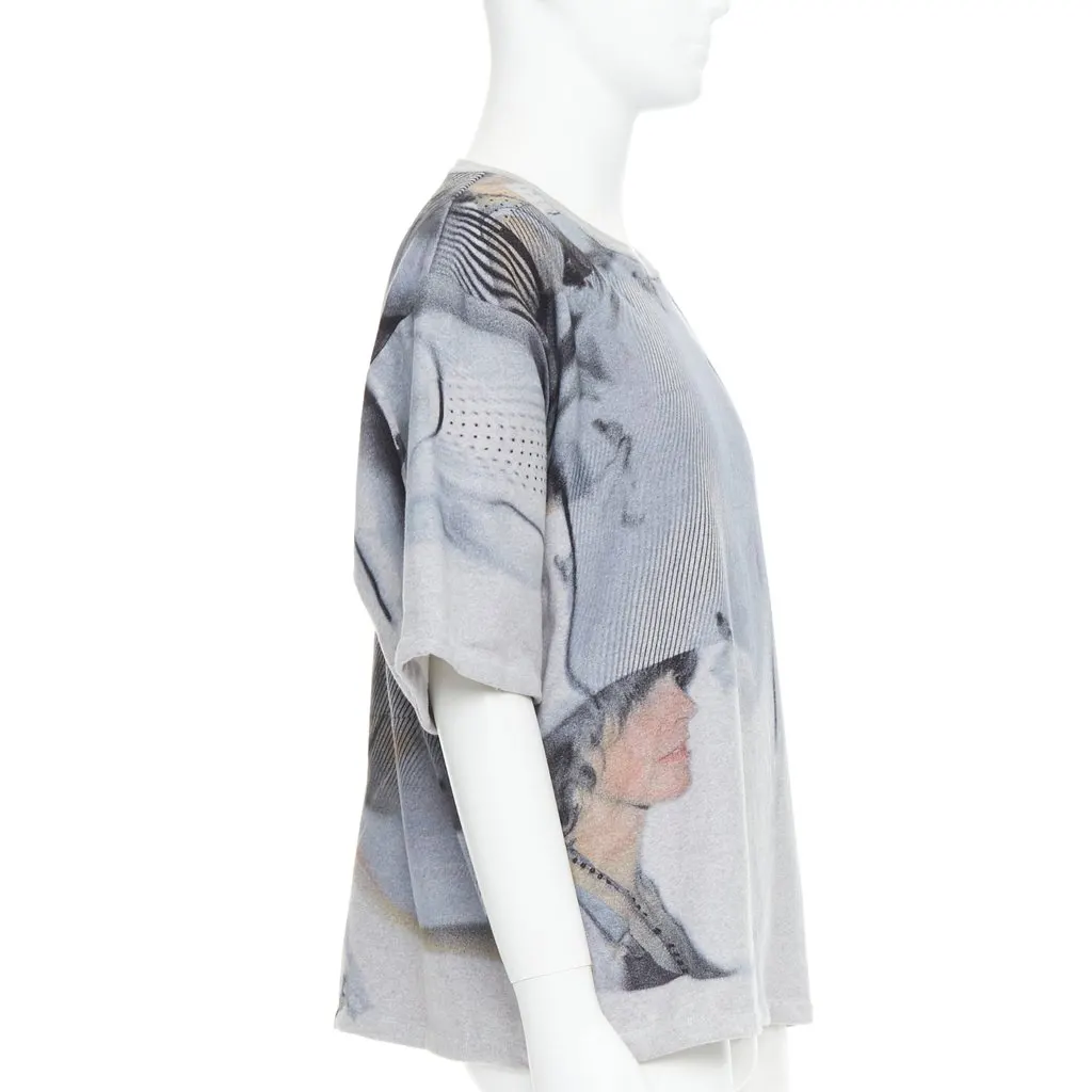 Bless Graphic Print Pullover Grey Cotton Good - Model View
