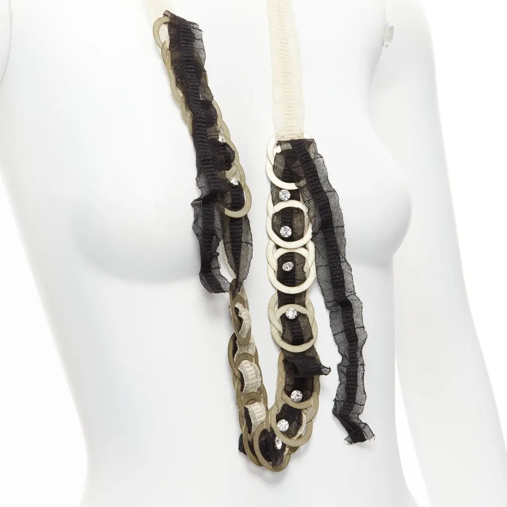 Unsigned Black Necklace Black Metal Very good - Back View