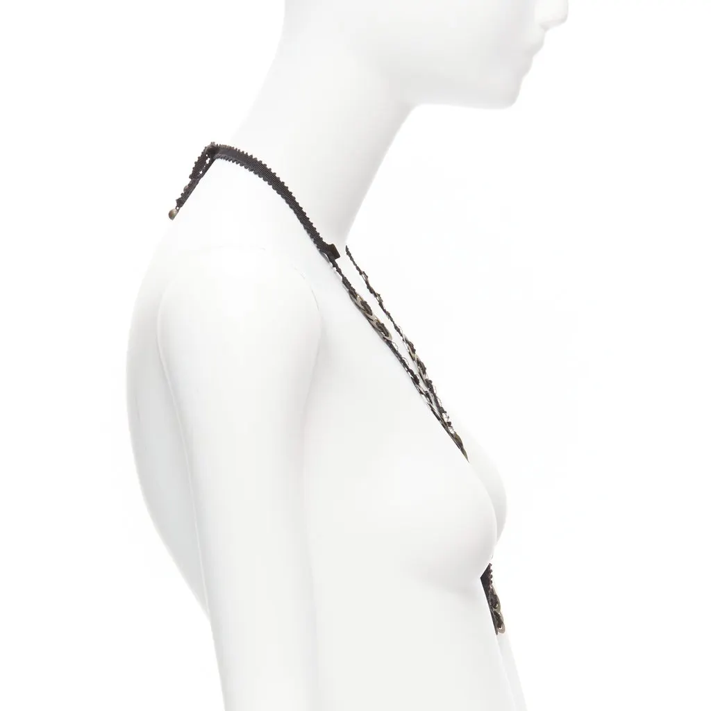 Unsigned Black Metal Necklace Black Metal Very good - Model View