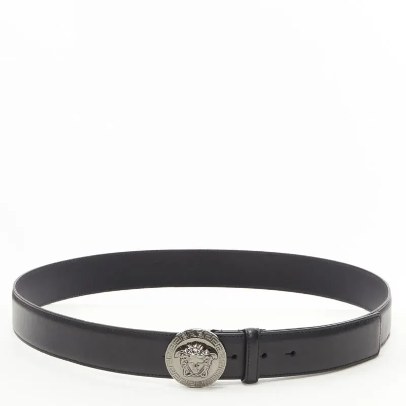 Versace Gold Chunky Chain Belt Black Leather Never worn - Inside View