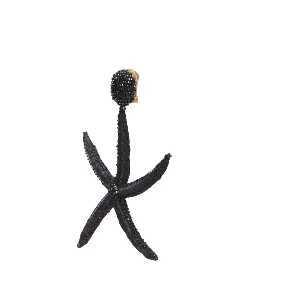 Oscar de la Renta Gold Leaf Earrings Black Never worn - Front View