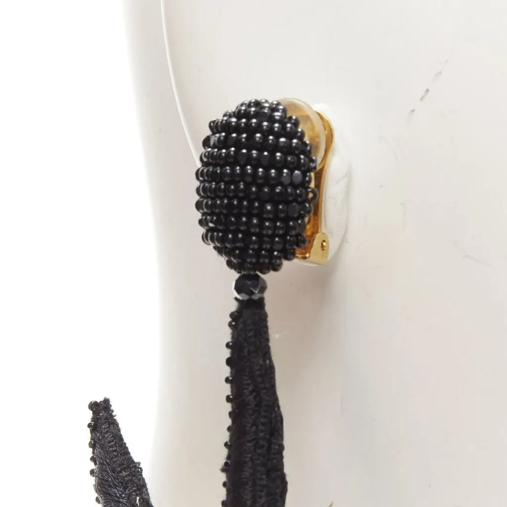 Oscar de la Renta Gold Leaf Earrings Black Never worn - Box View