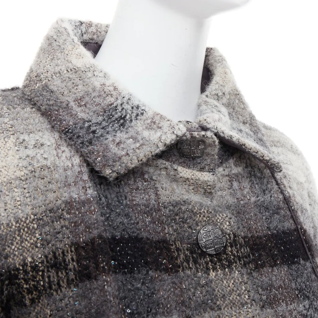 Chanel Grey Wool Jacket Grey Wool Never worn, with tag - Back View