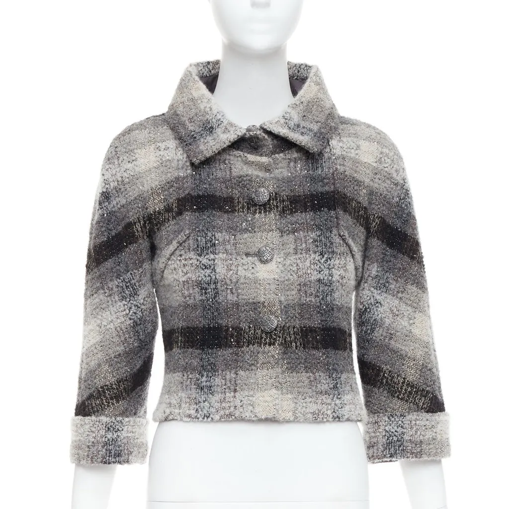 Chanel Grey Wool Jacket Grey Wool Never worn, with tag - Inside View