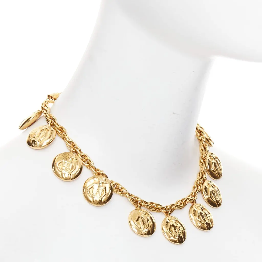 Chanel Gold Metal Necklace Gold Metal Very good - Inside View