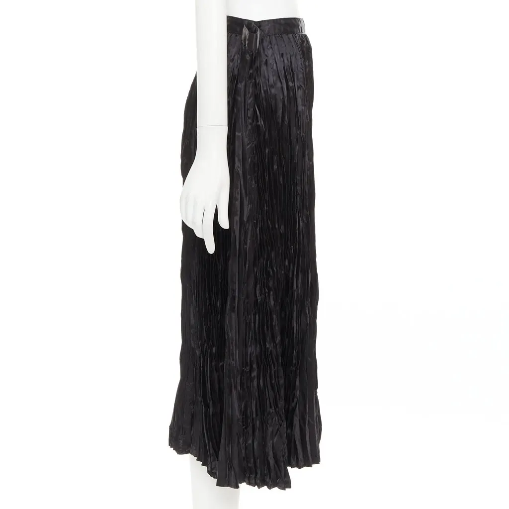 Junya Watanabe Black Polyester Skirt Black Polyester Very good - Model View