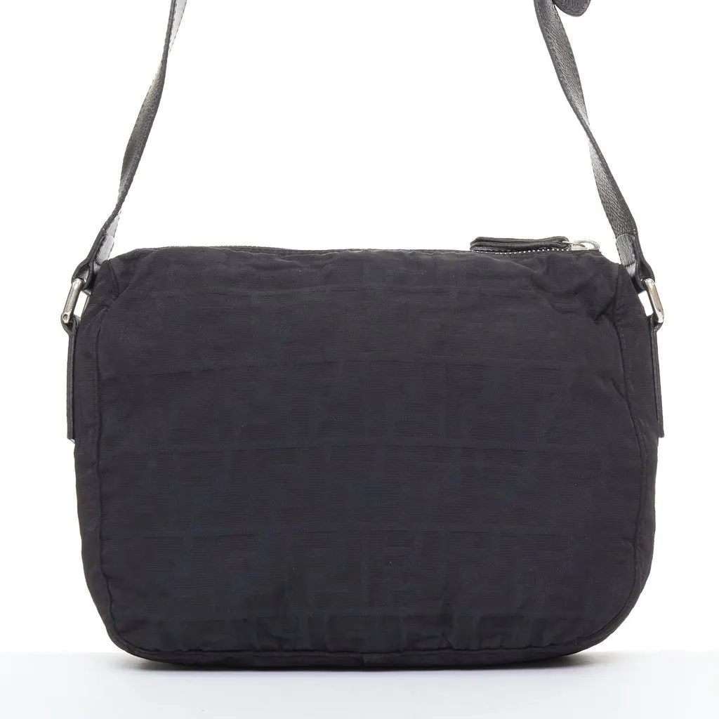 Fendi Black Handbag Black Leather Very good - Box View