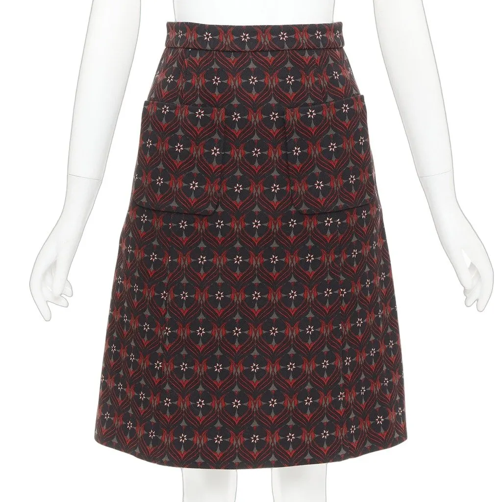 Miu Miu Red Wool Skirt Red Wool Very good - Front View