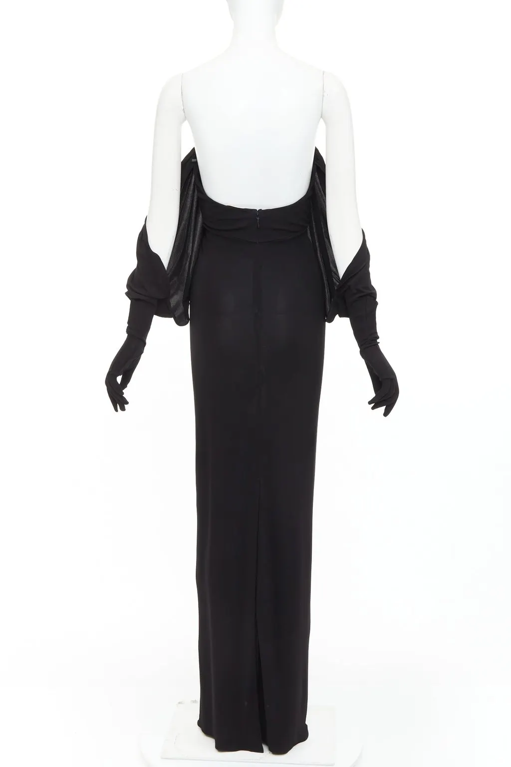 Saint Laurent Rosie Huntington-Whiteley, v Black Viscose Never worn, with tag - Box View