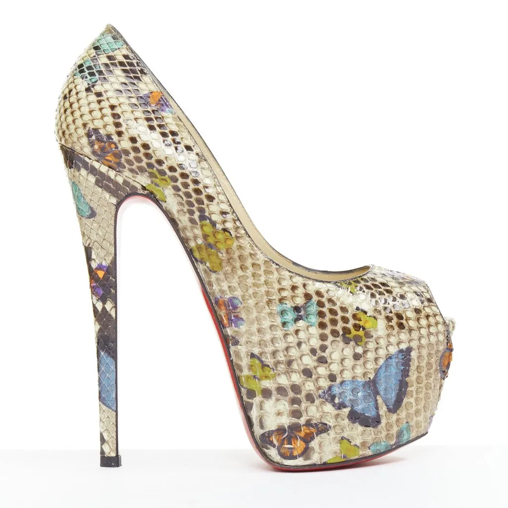 Christian Louboutin Highness 160 Beige Leather Very good - Back View