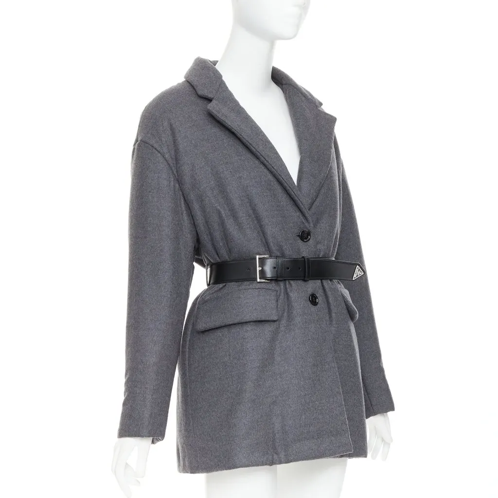 Prada Grey Cashmere Coat Grey Cashmere Never worn, with tag - Model View
